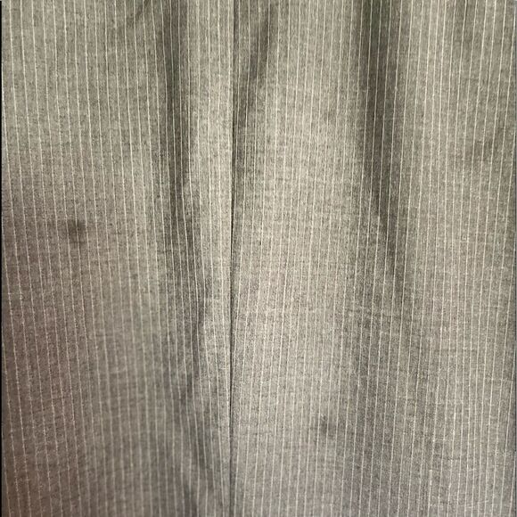 Valentino Gray Stripes Suit.Size 40 - Picture 16 of 16